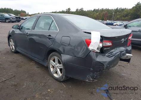 2012 Toyota Camry Se z USA, uszkodzony, nr VIN 4T1BF1FK2CU041941